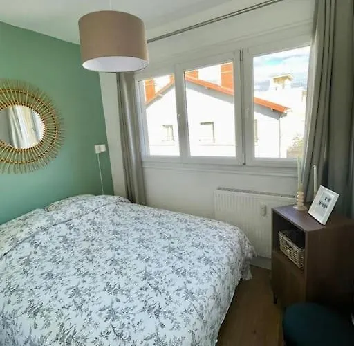 Le Riviere #proche Centre#calme Appartement *